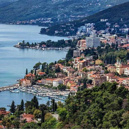 Apartments Matacin With Sea View Opatija Extérieur photo